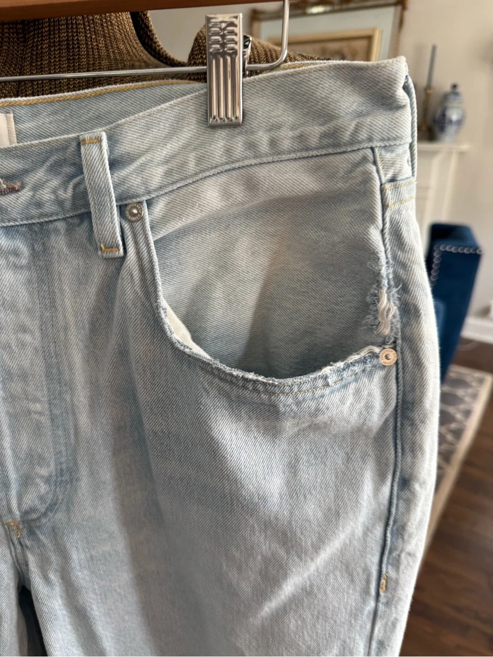Citizens of humanity Dahlia blue jeans with logo patch Size 30 light wash